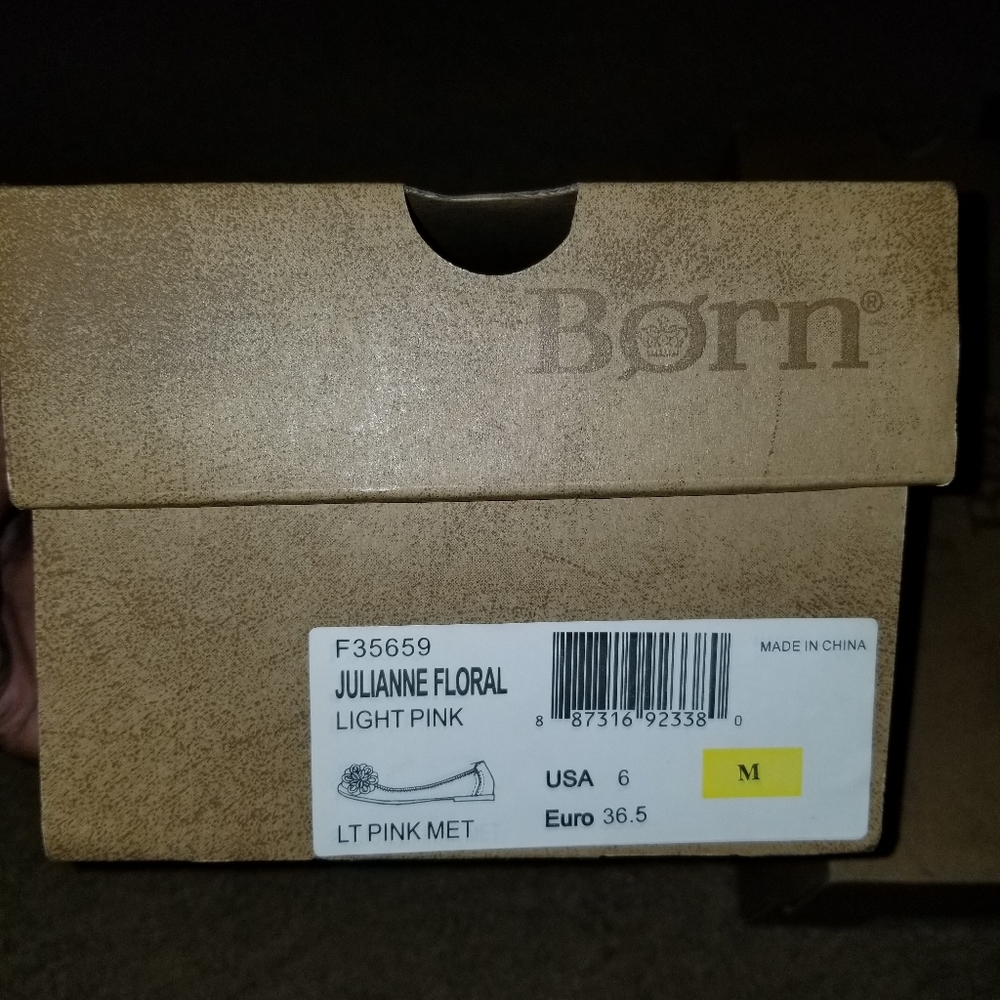 Born Julianne Floral Leather flats